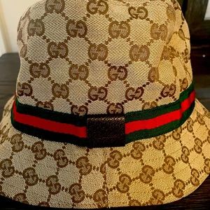 Vintage Authentic Gucci bucket hat